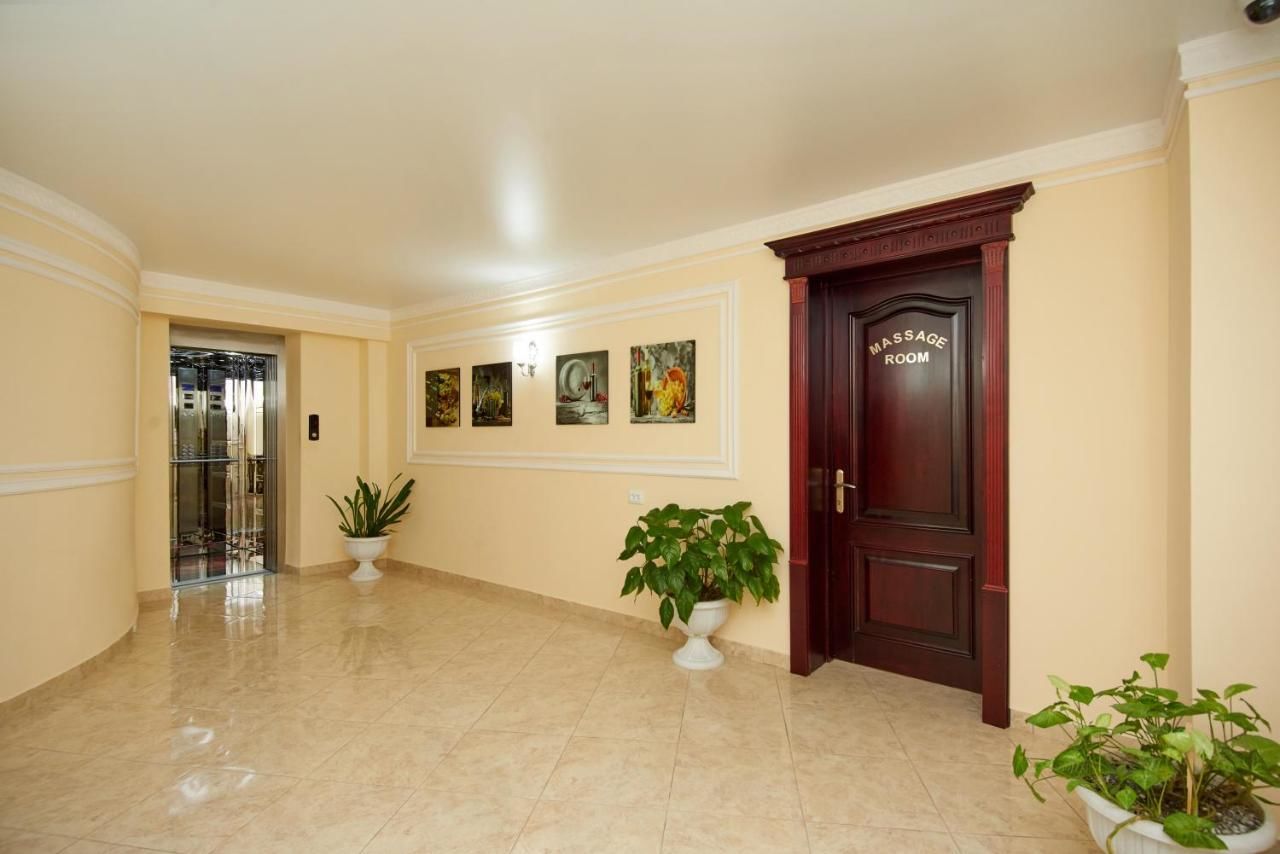 Отель Hotel S&L Тбилиси-26