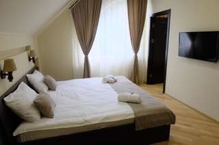 Отель Hotel S&L Тбилиси Семейный люкс-2