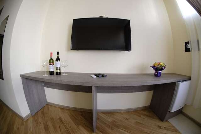 Отель Hotel S&L Тбилиси-60