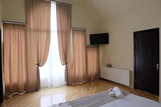 Отель Hotel S&L Тбилиси-72