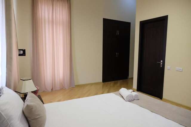 Отель Hotel S&L Тбилиси-81
