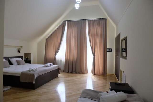Отель Hotel S&L Тбилиси-89