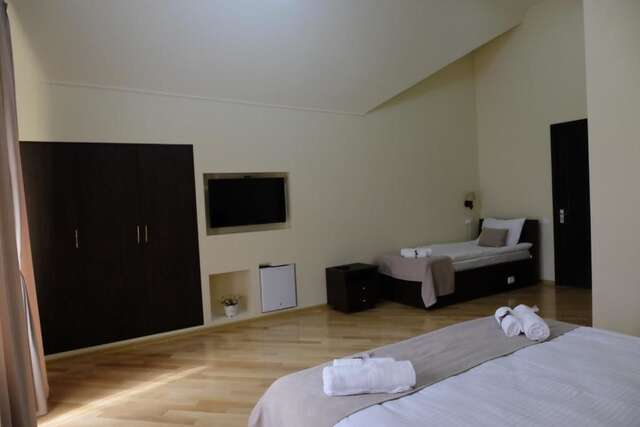 Отель Hotel S&L Тбилиси-90